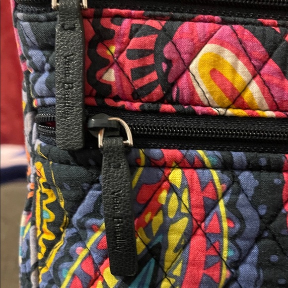 Colorful Paisley Quilted Shoulder Bag - Picture 3 of 3